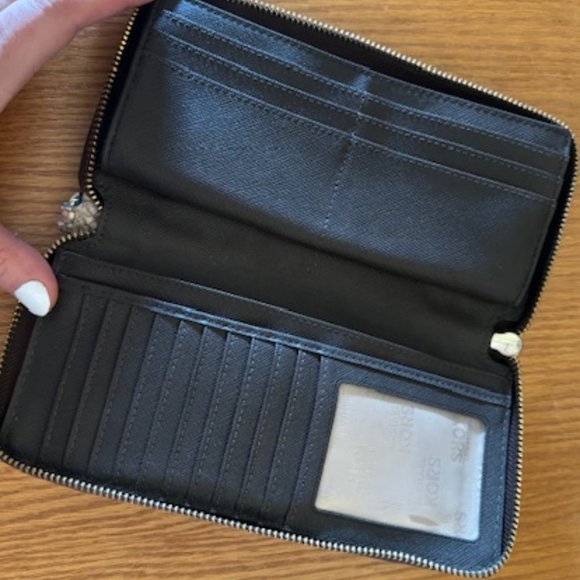 Michael Kors Jet Set Travel Continental Embossed Leather - Picture 2 of 5